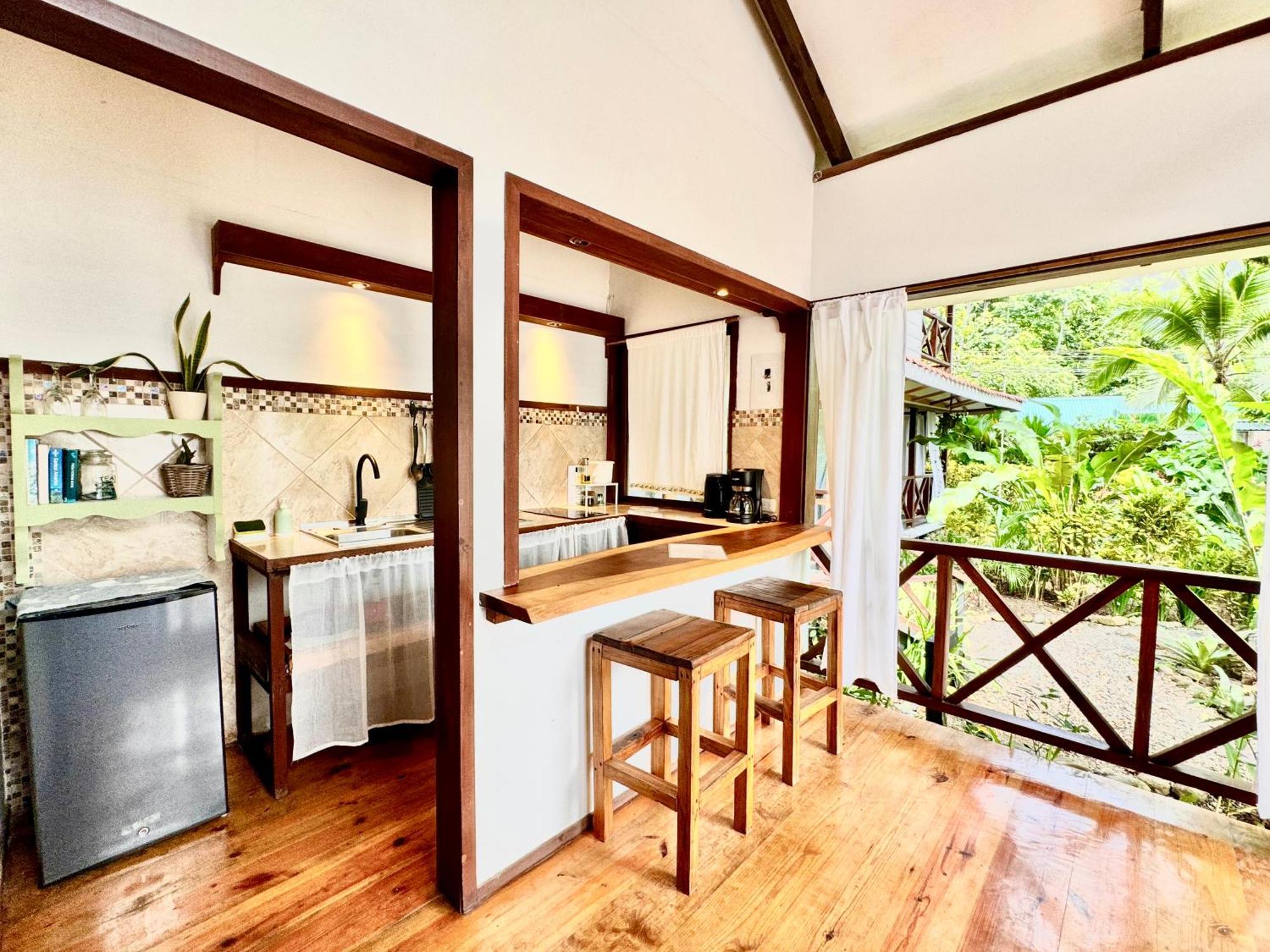Chilamate Holiday House Puerto Viejo de Talamanca ภายนอก รูปภาพ